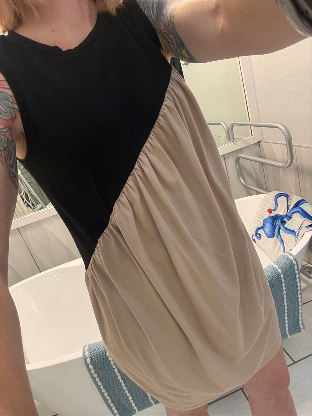 Sleeveless Two-Tone Black and Beige Womens Dress